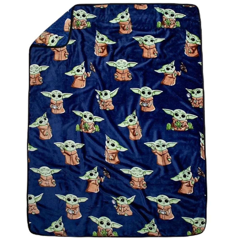 Throw Blanket 46”x60” & Plush Mandalorian The Child Star Wars - Picture 5 of 13